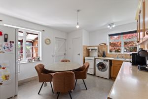 Kitchen- click for photo gallery